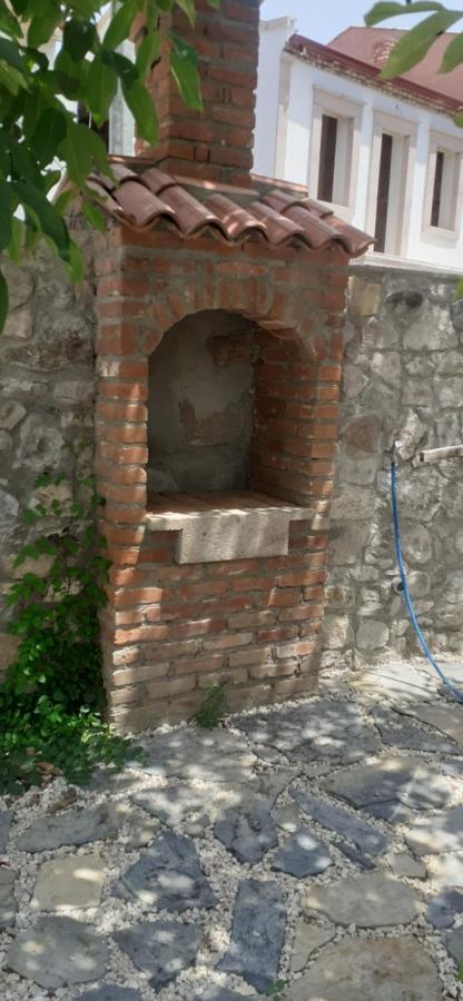 Ayvalik Pansiyon ภายนอก รูปภาพ